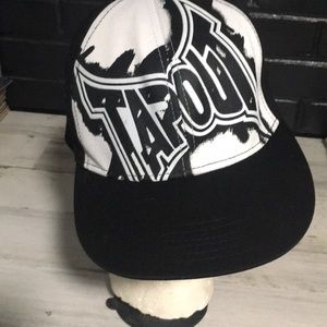 Tek Flex Tapout black and white ball cap/cap/hat